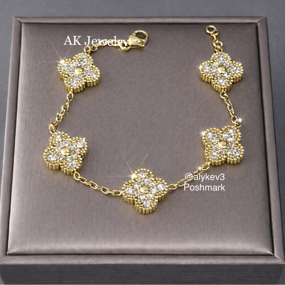 💎18k LUXURY QUATREFOIL Clover 5 Pave Motif Bracelet, Gold GP